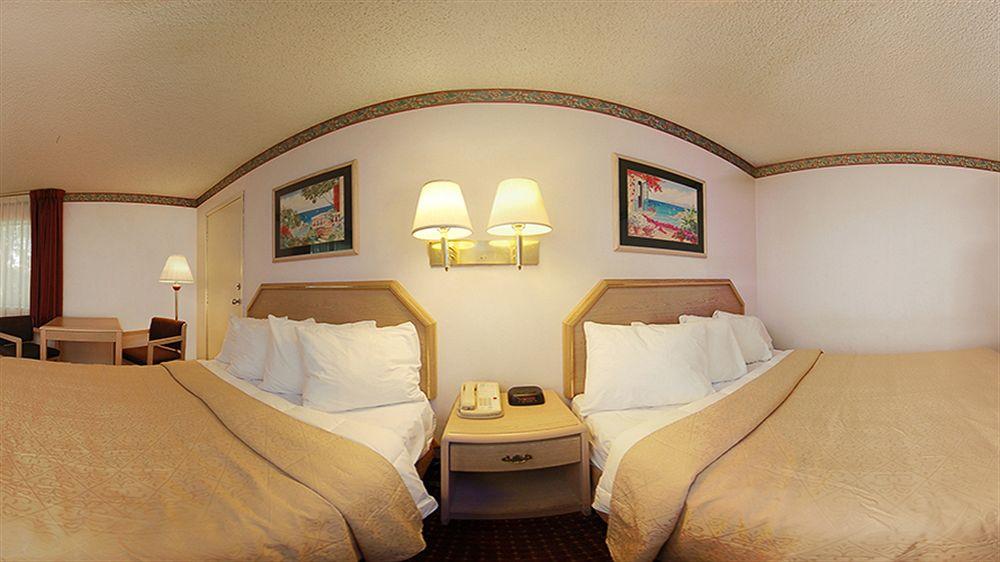 Quality Inn Burbank Airport Экстерьер фото