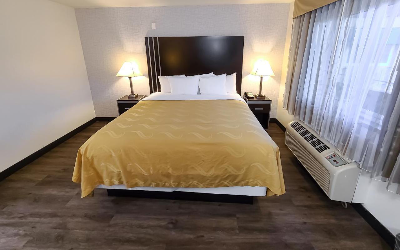 Quality Inn Burbank Airport Экстерьер фото