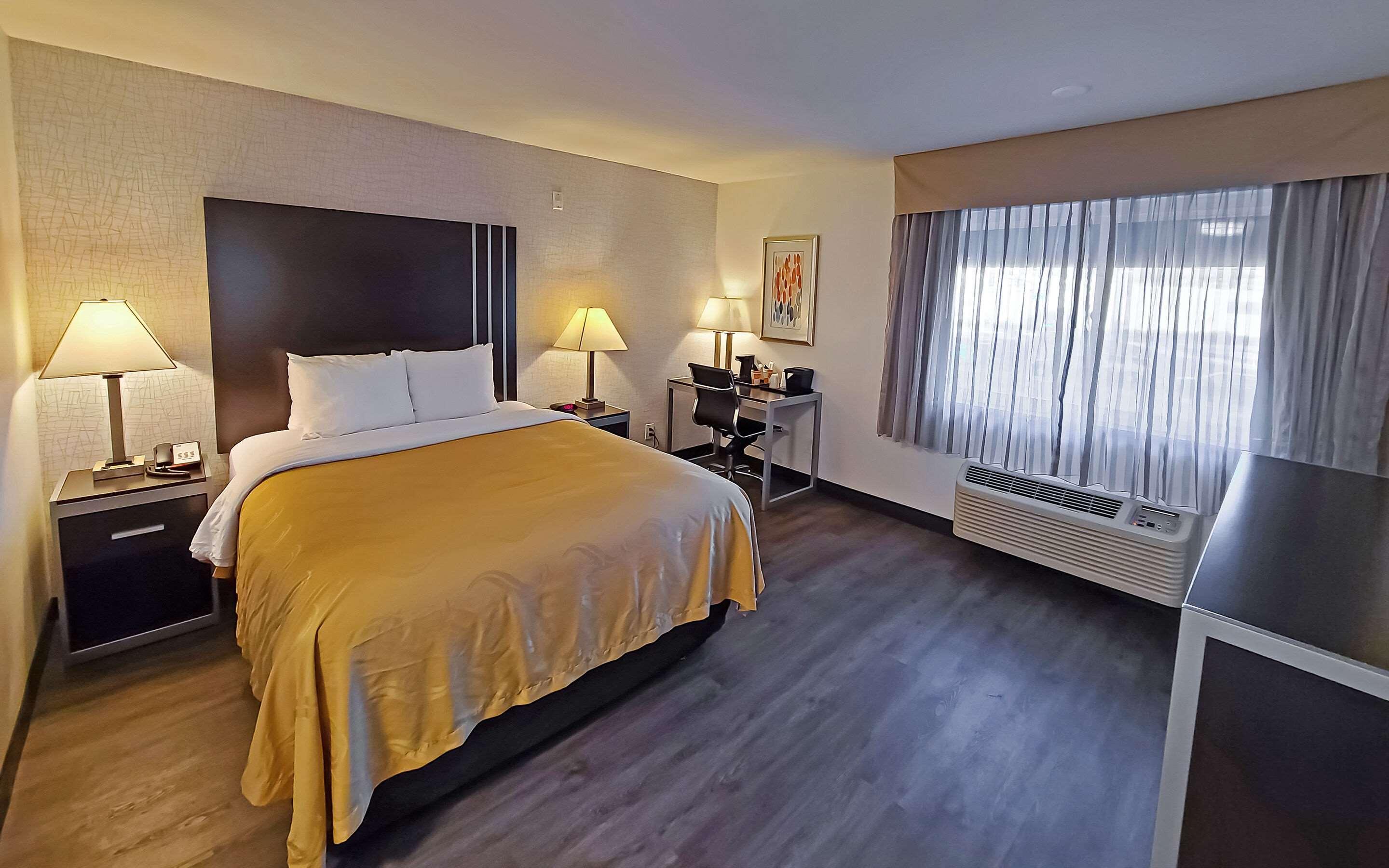 Quality Inn Burbank Airport Экстерьер фото