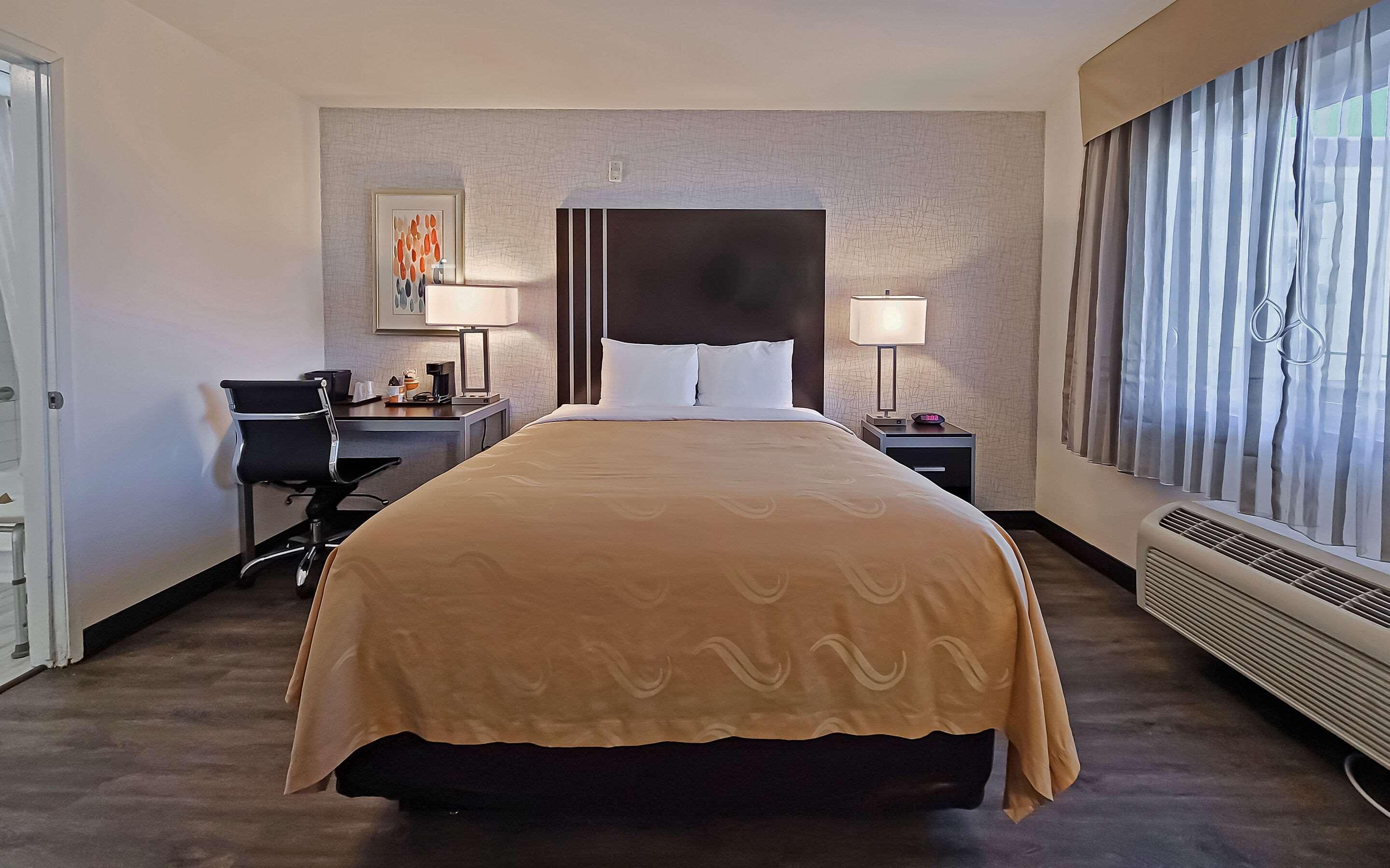 Quality Inn Burbank Airport Экстерьер фото