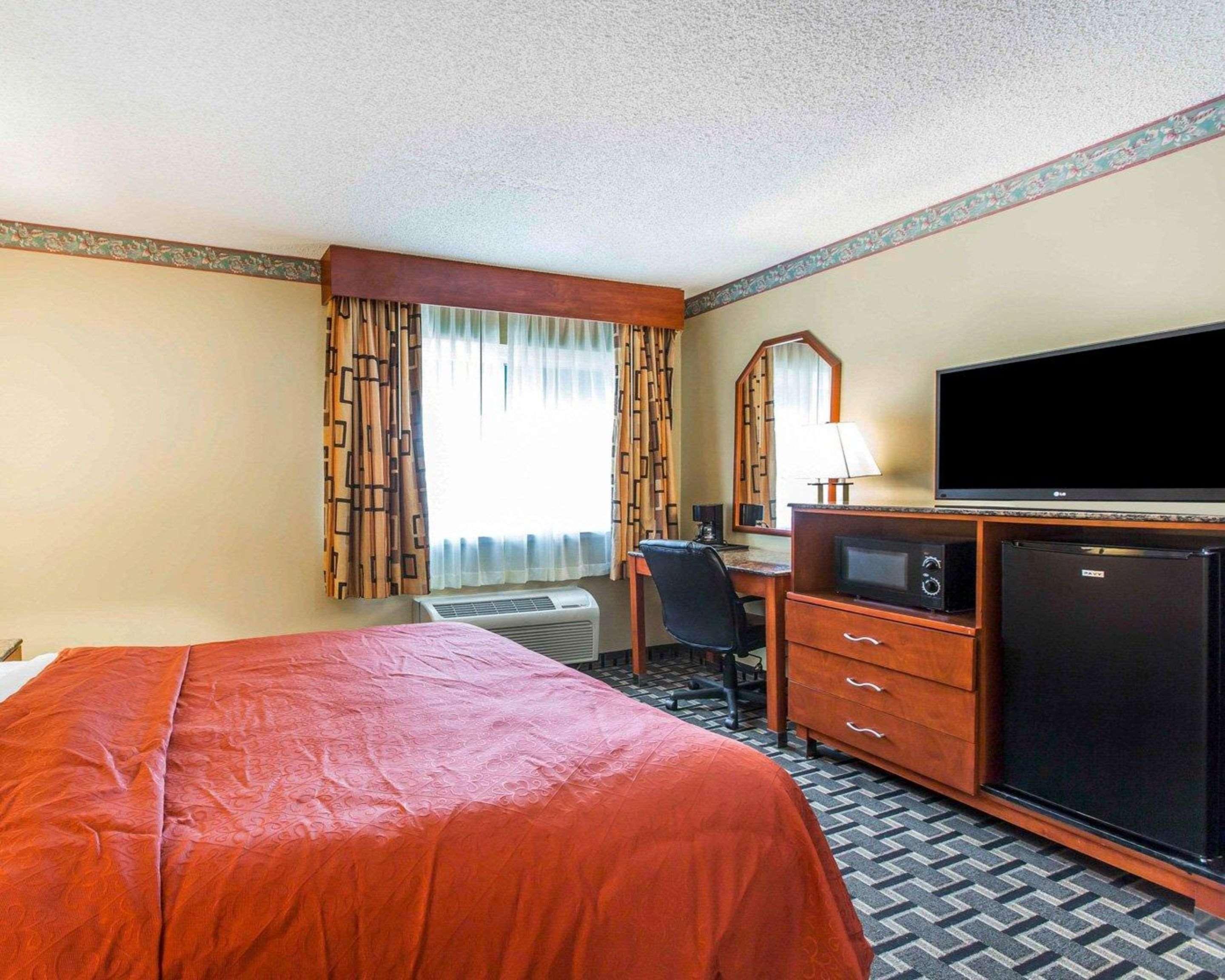 Quality Inn Burbank Airport Экстерьер фото