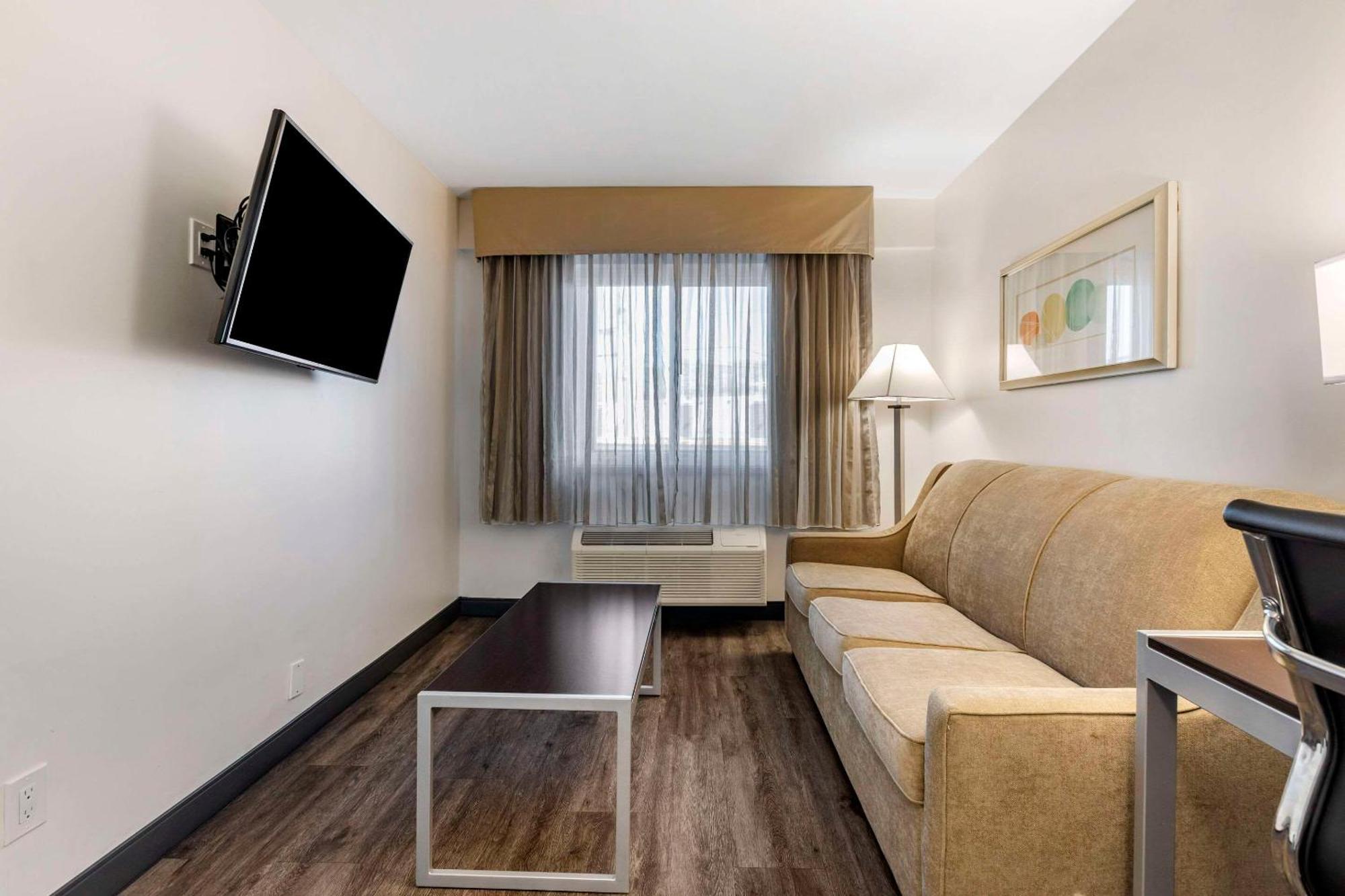 Quality Inn Burbank Airport Экстерьер фото