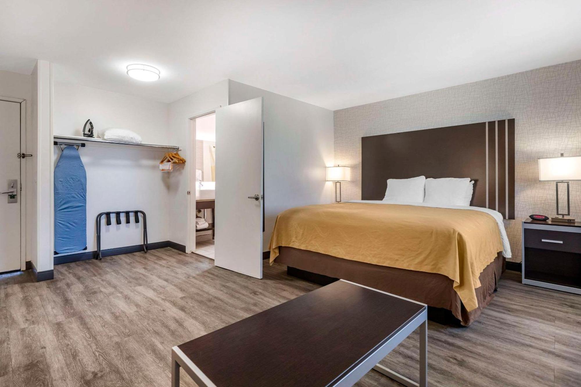 Quality Inn Burbank Airport Экстерьер фото