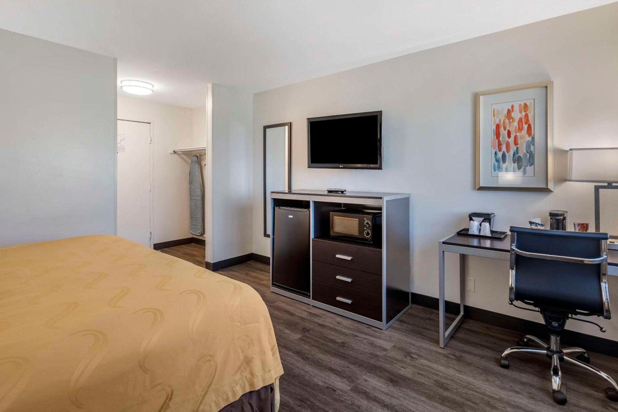 Quality Inn Burbank Airport Экстерьер фото