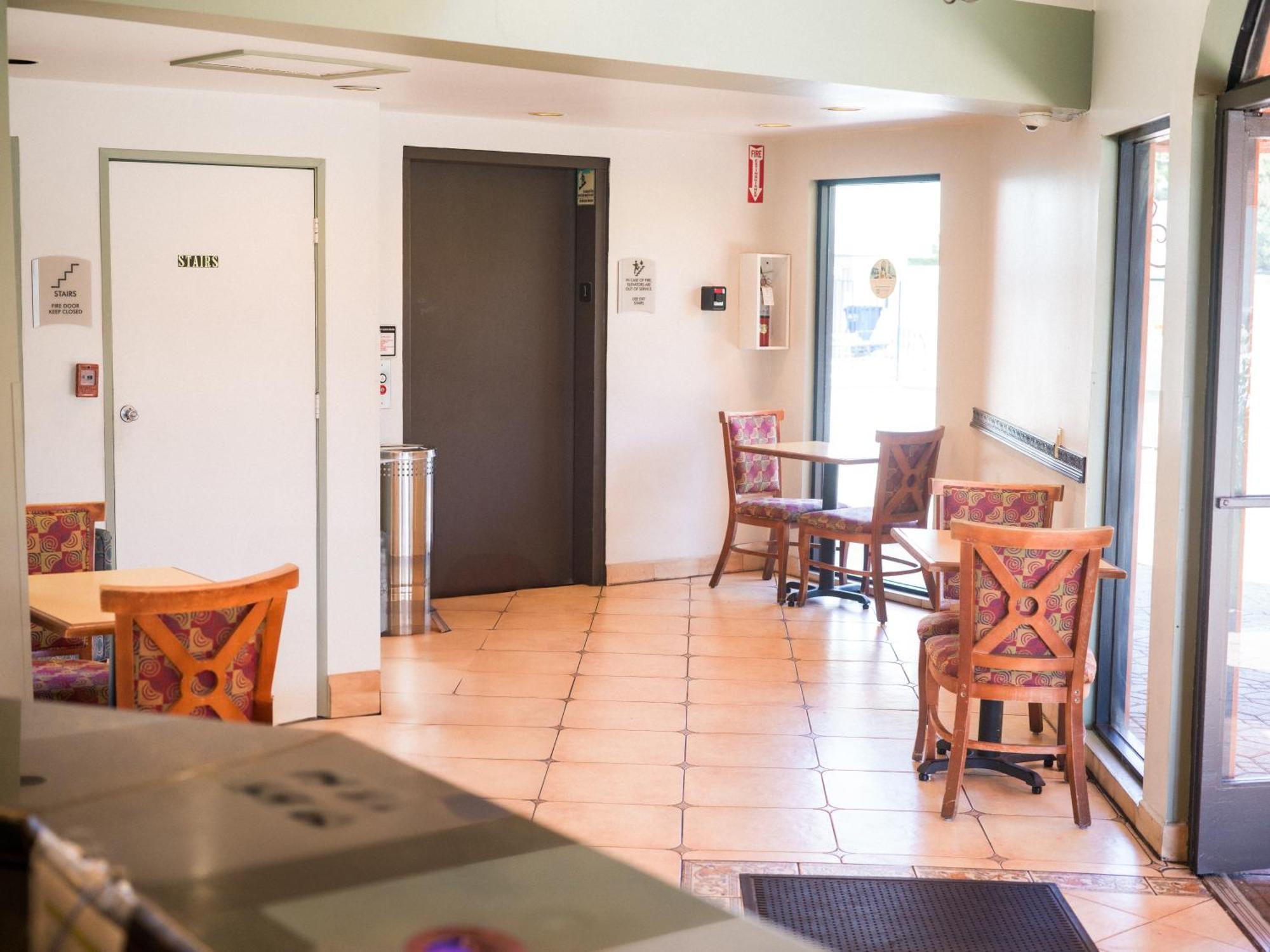 Quality Inn Burbank Airport Экстерьер фото